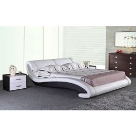 Stilusa Modern Style Platform Bed