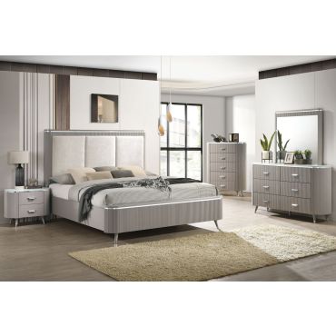 Giulia Modern Bedroom Set With Reeded Design