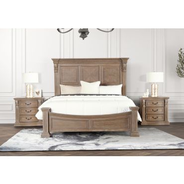 Savion Traditional Style Bed With Night Stands