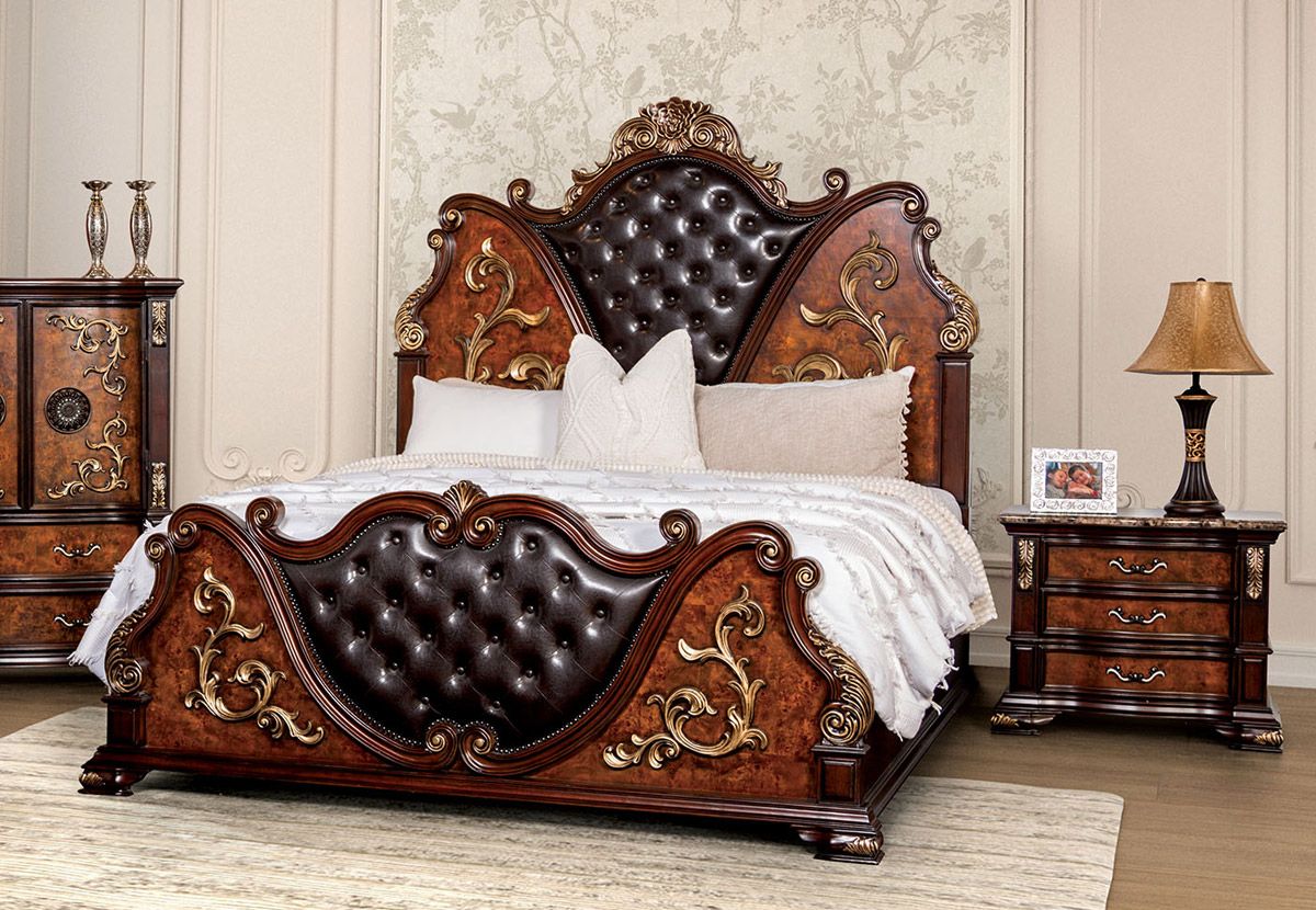 Antoinetta Traditional Style Bed