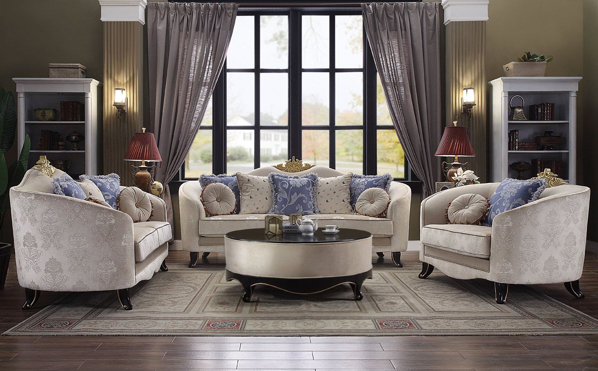 Araceli Traditional Living Room Collection