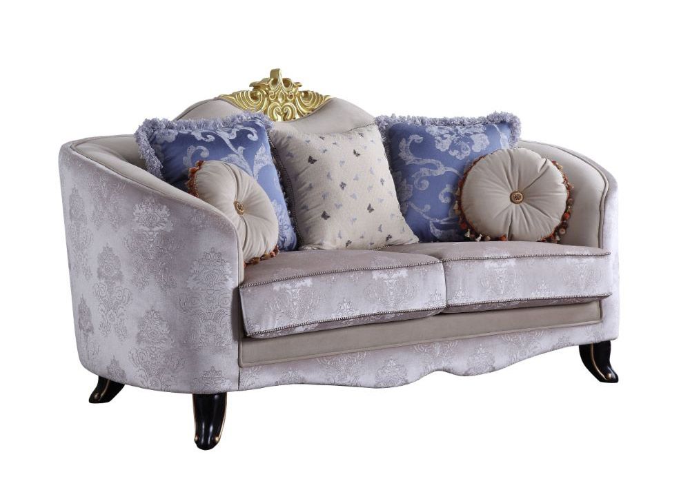 Araceli Traditional Loveseat