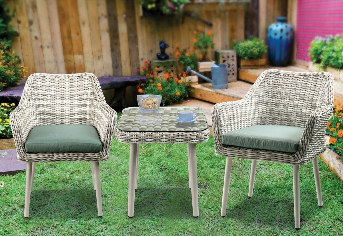 Cali 3-piece Outdoor Chair Set