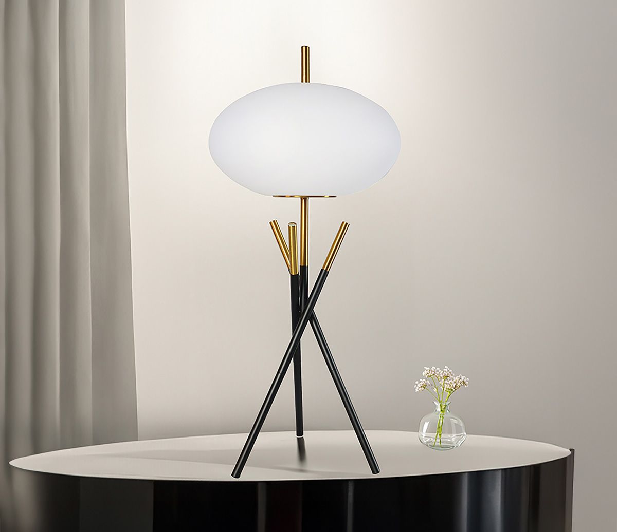 Cearra Modern Table Lamp