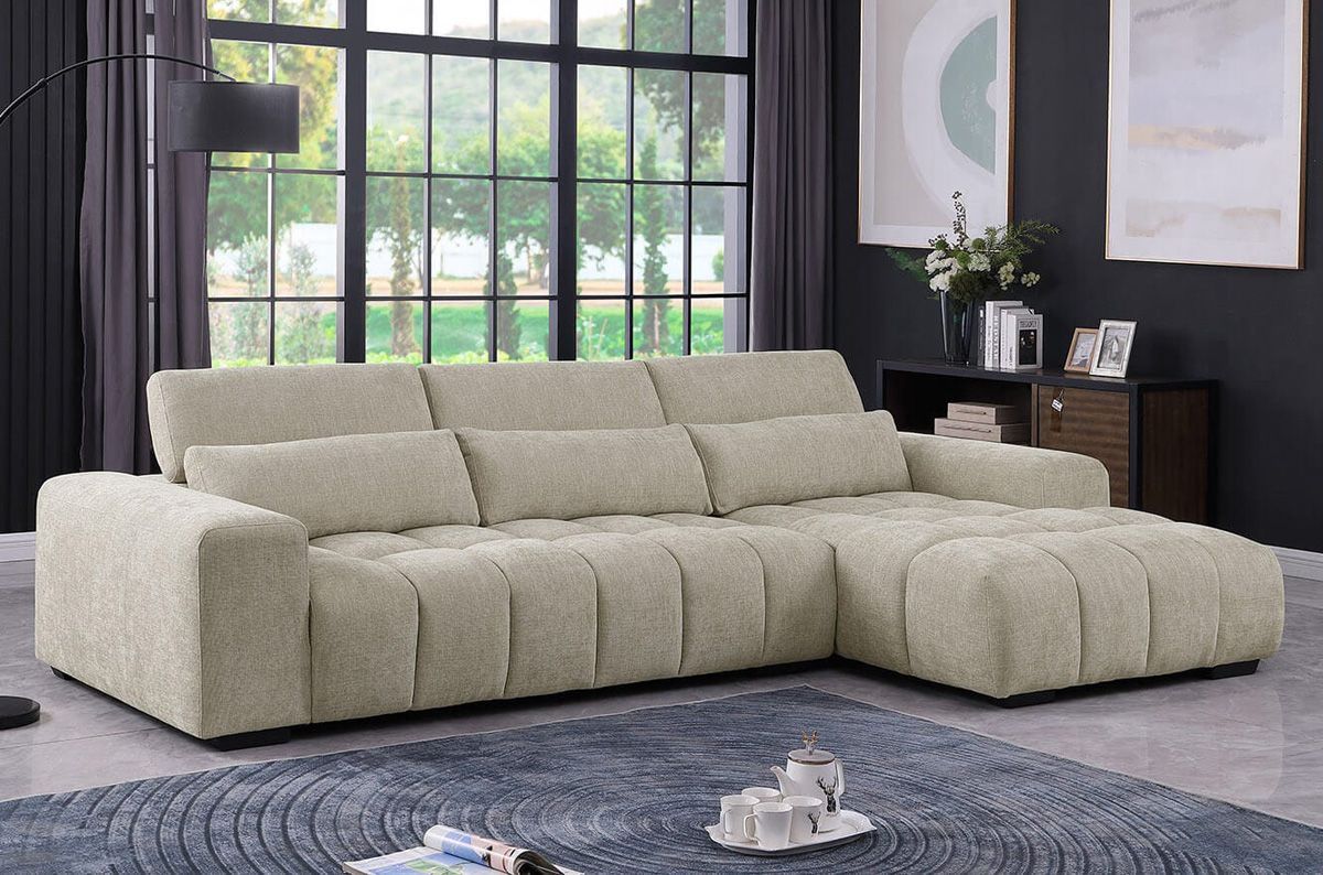 Clermont Sectional With Adjustable Headrests