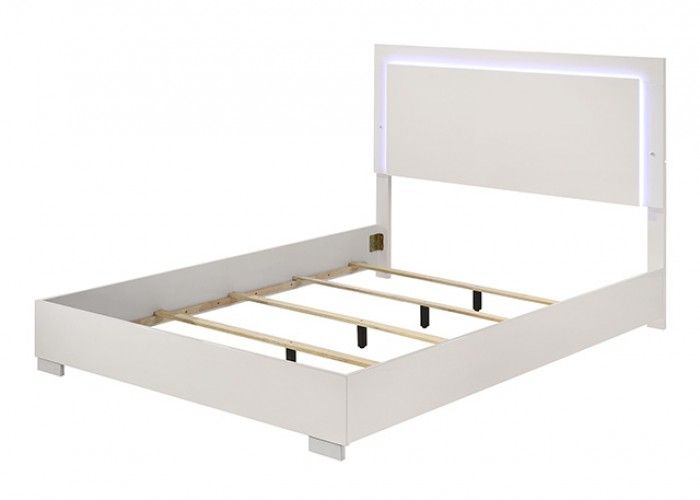 Dalyn Modern White Lacquer LED Bed