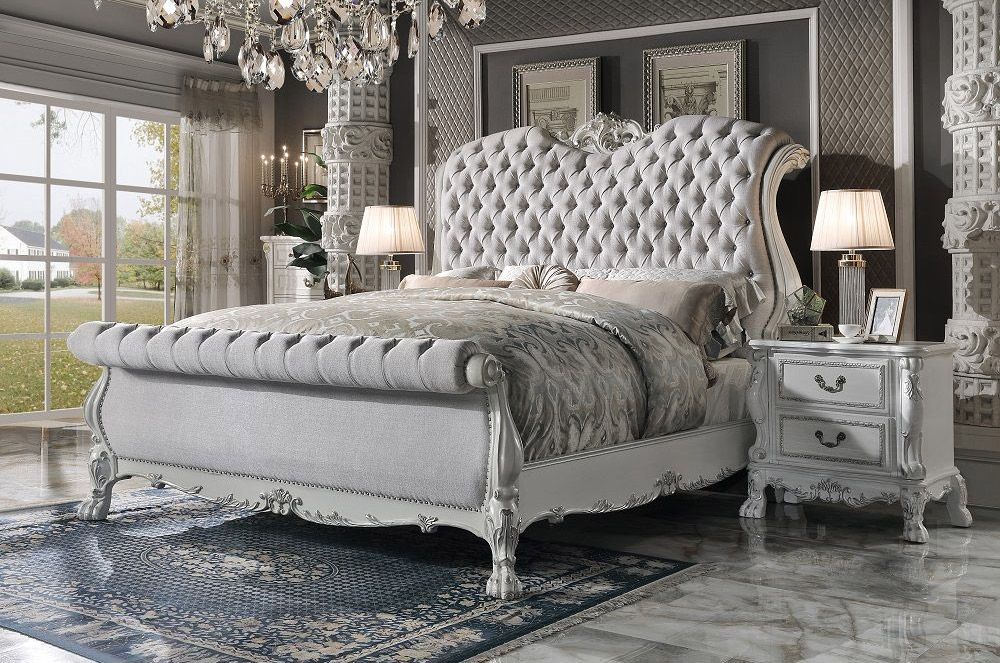 Dresden Traditional Style Sleigh Bed