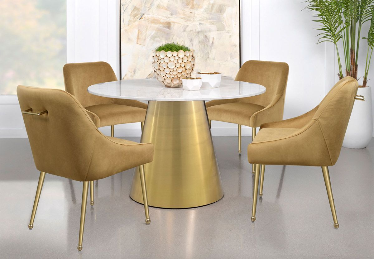 Errico Dining Table With Camel Chairs