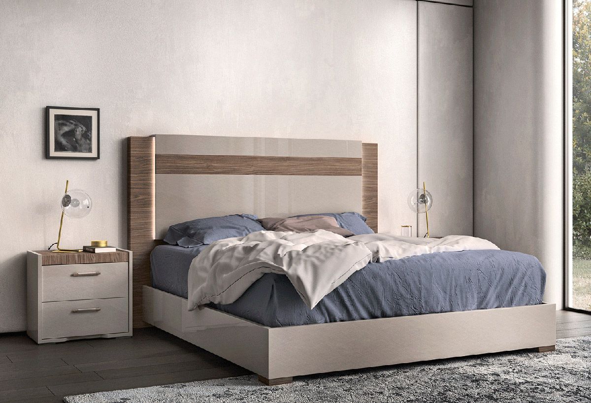 Fabio Modern Platform Bed With Light