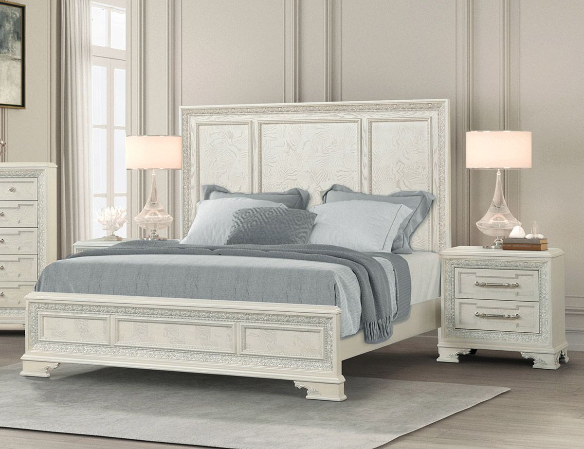 Maddison Traditional Style Panel Bed