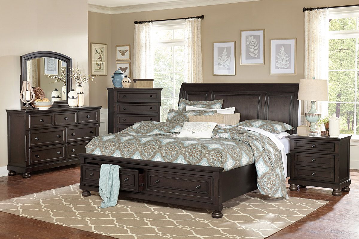 Merill Classic Bedroom Set