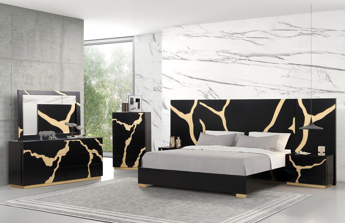 Rondo Black Modern Bedroom Set With Gold Accent