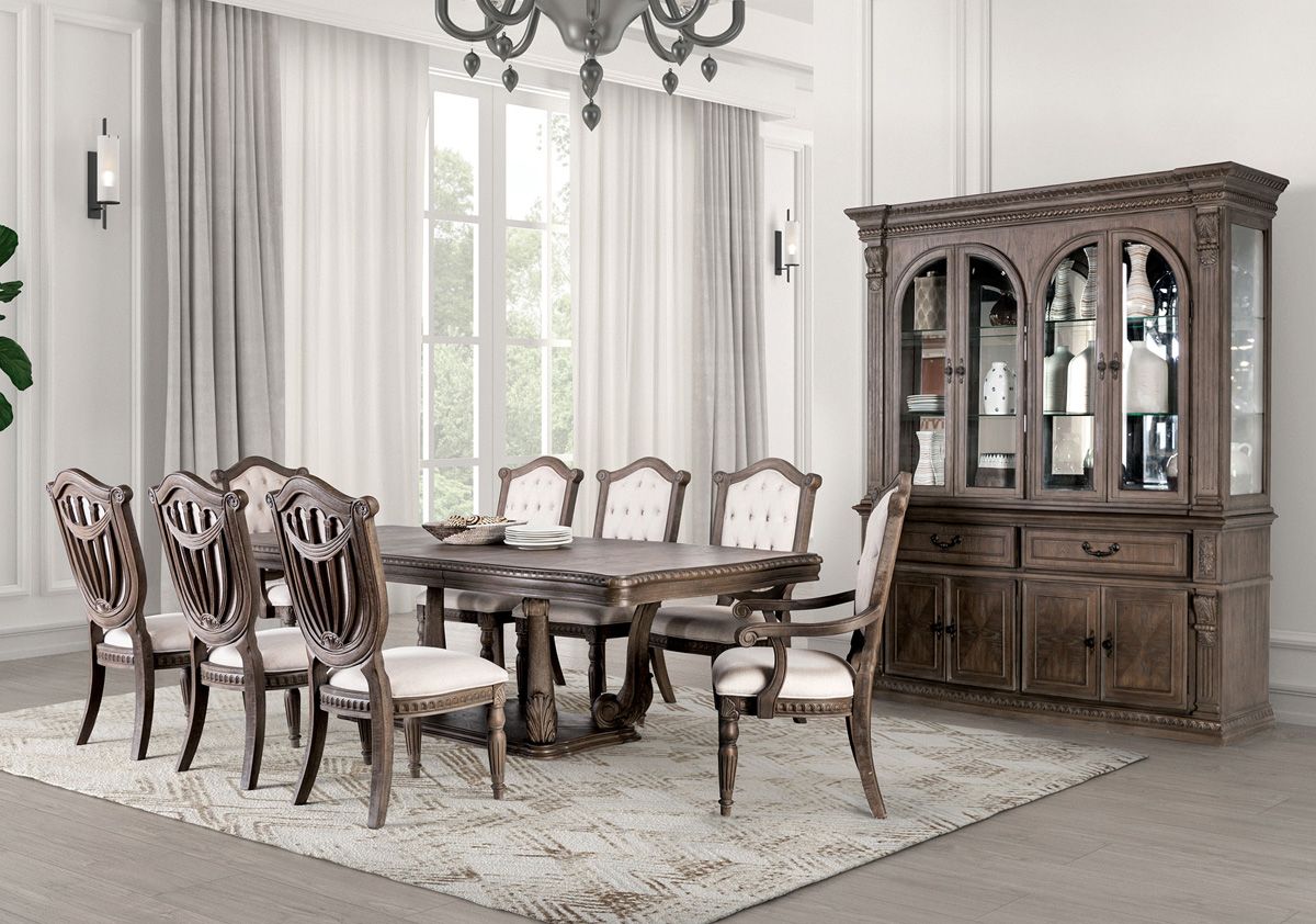 Savion Traditional Style Dining Table Set