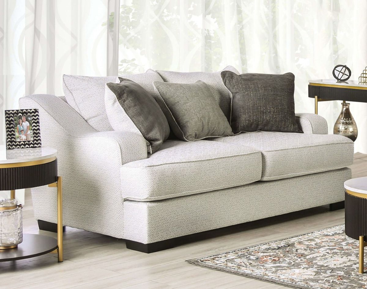 Ginevra Transitional Loveseat With Deep Seats