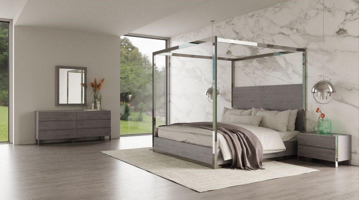 Solivita Modern Style Canopy Bed