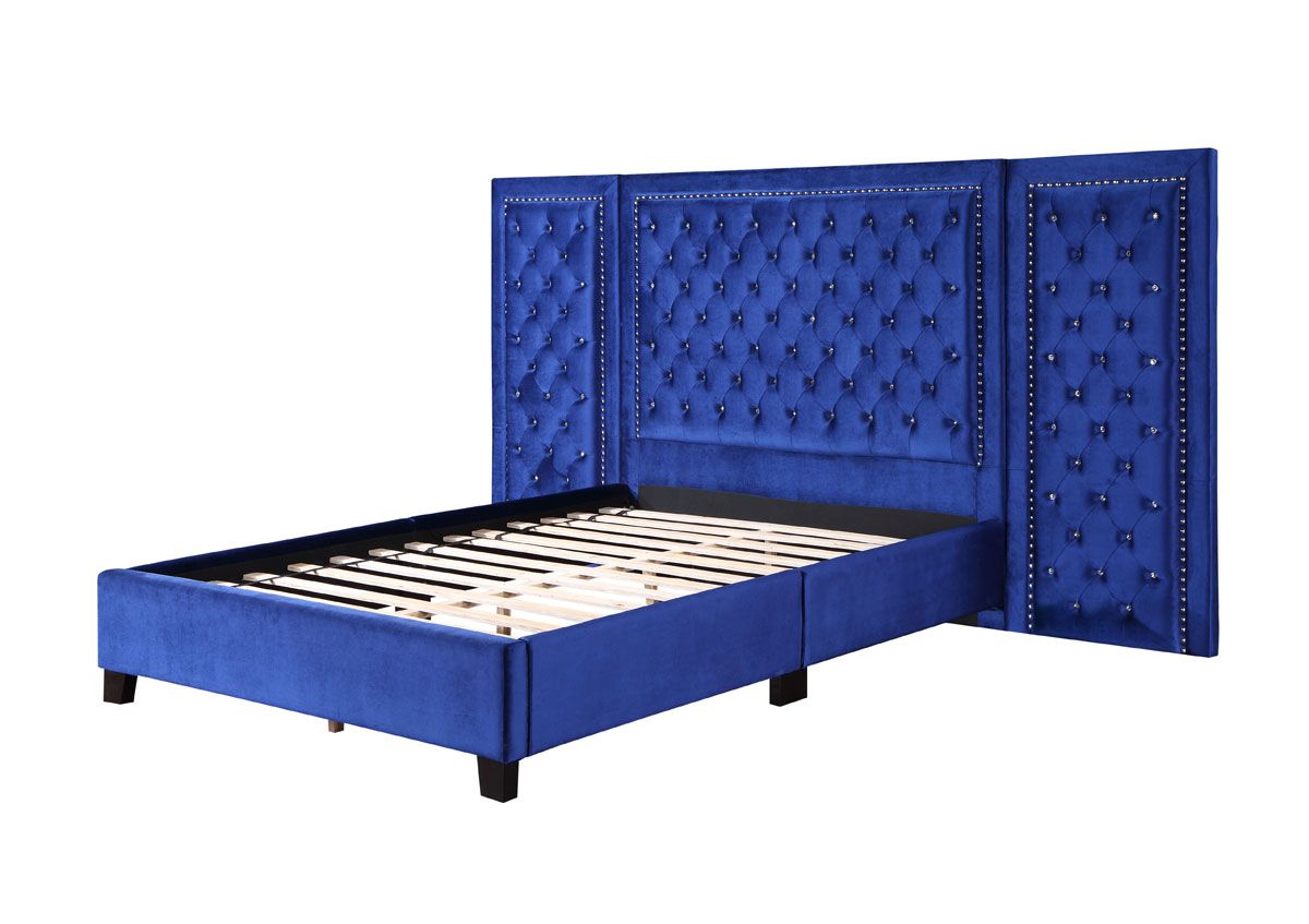 Soma Crystal Tufted Blue Velvet Platform Bed