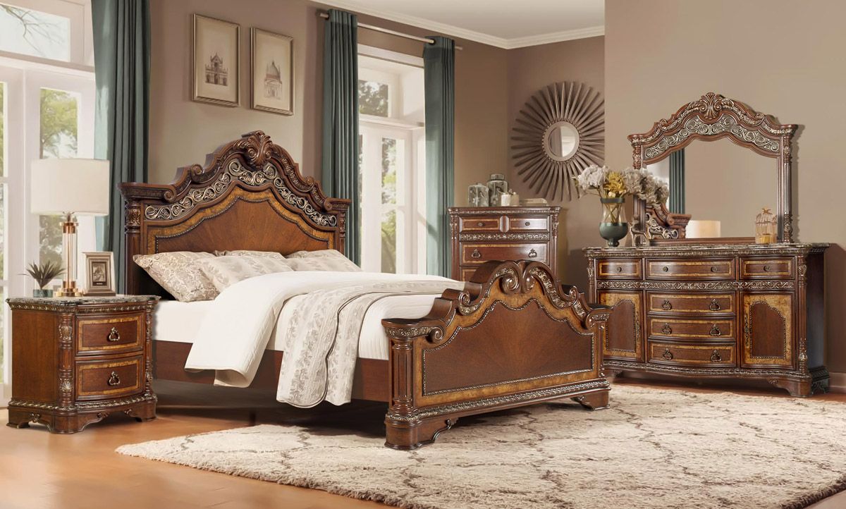 Sonama Traditional Style Bedroom