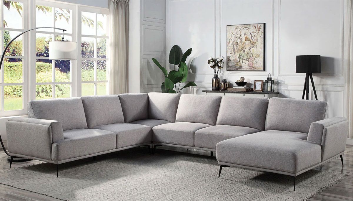 Vargas U-Shape Sectional With Deep Seats