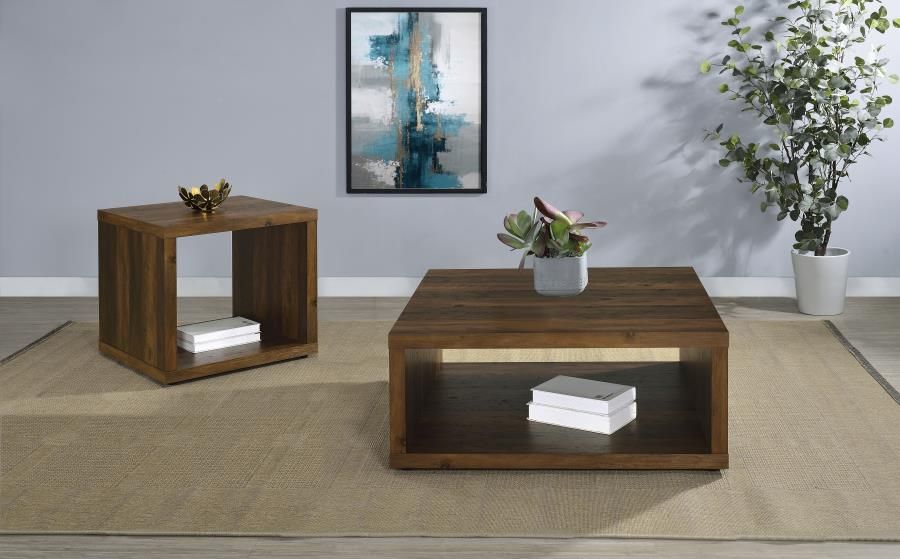 Woodlake Square Coffee Table Set