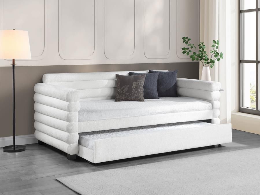 Zosimo White Boucle Day Bed With Trundle